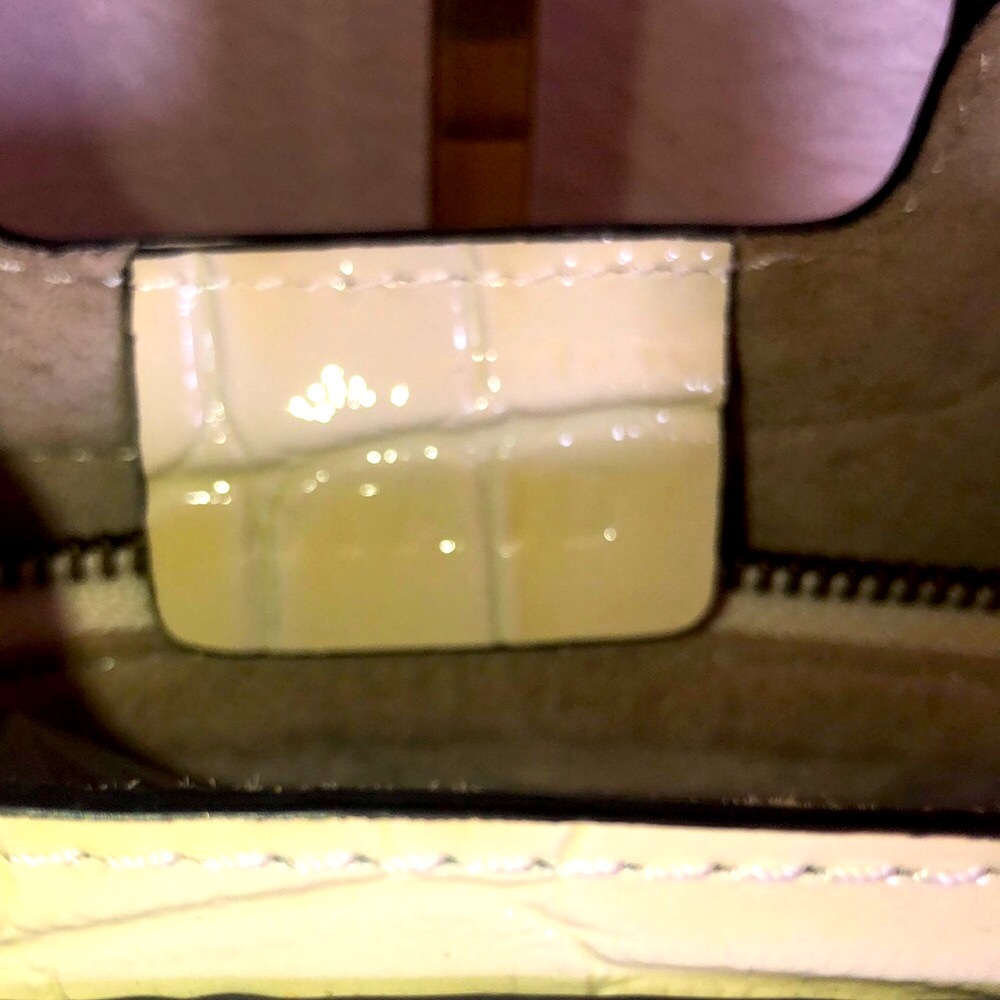 STAUD Leather Crossbody Bag with Adjustable Strap + Insert bag - Picture 3 of 11